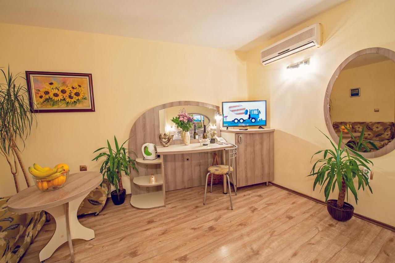 Hotel Color Varna Exterior foto
