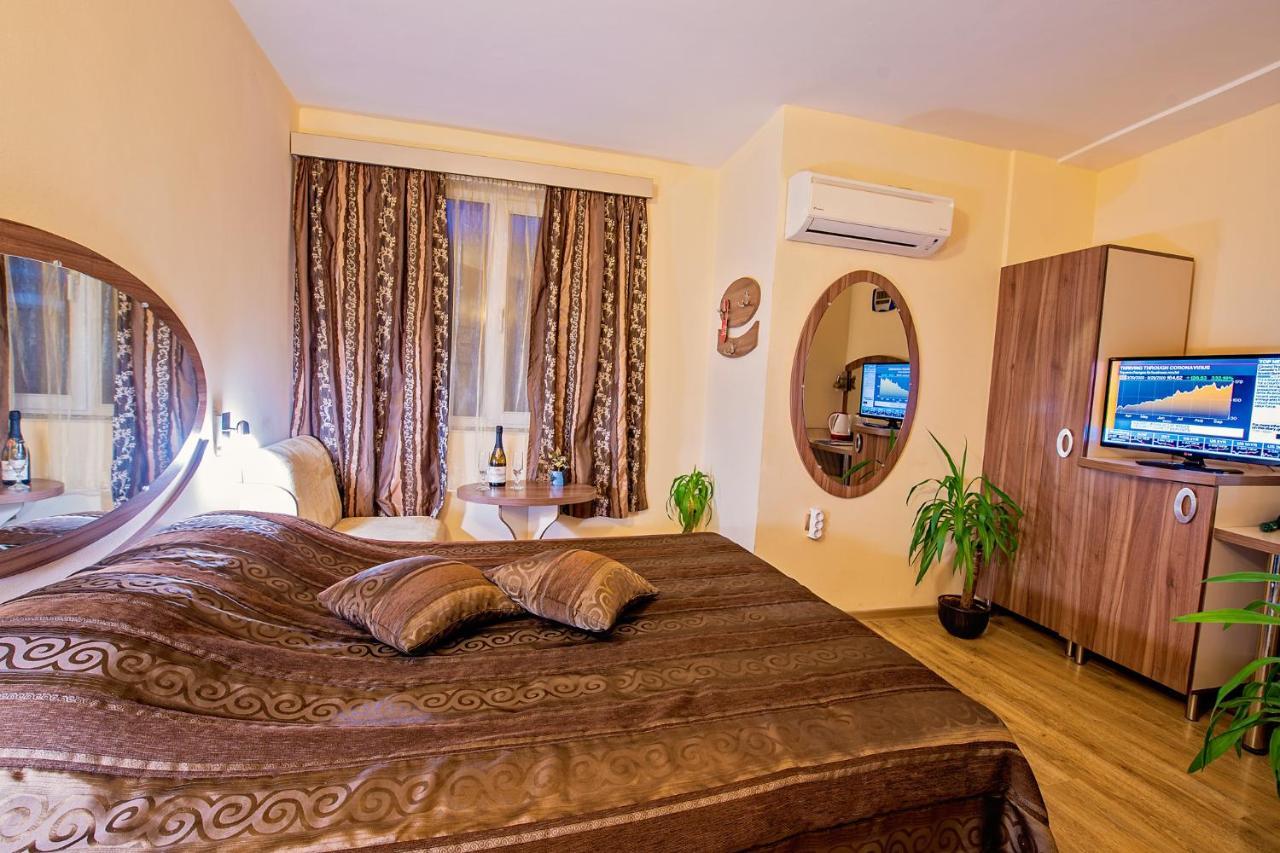 Hotel Color Varna Exterior foto