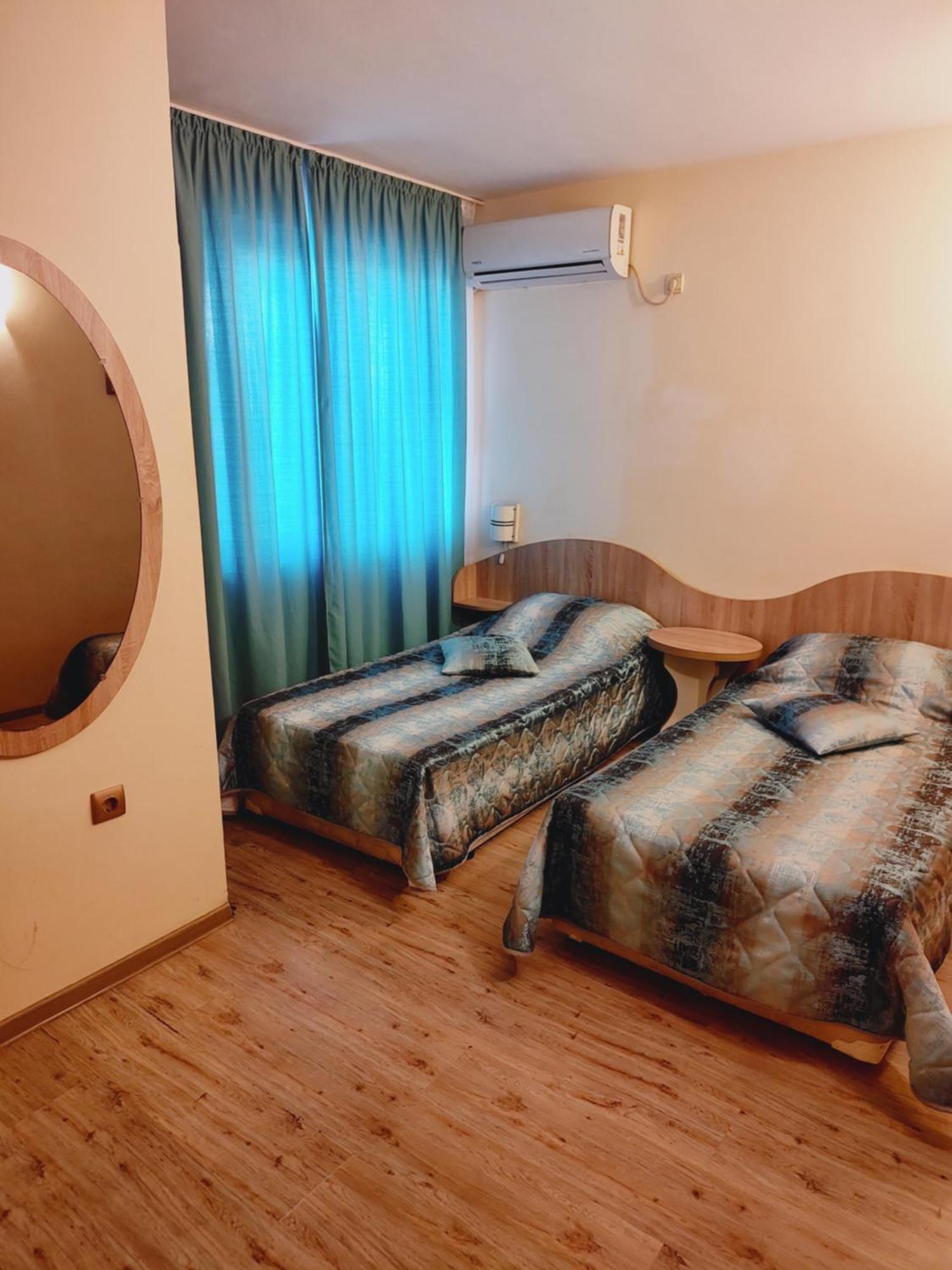 Hotel Color Varna Quarto foto